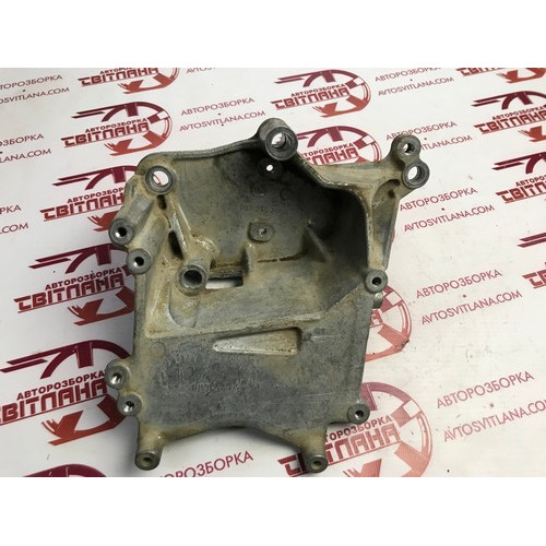Кронштейн двигуна Opel Combo 1.7dti 2001-2011 897255256